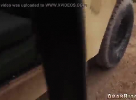  تسجيل فيديو إباحي بعنوان جندي عربي يستمتع بلقاء جنسي خارج القاعدة العسكرية